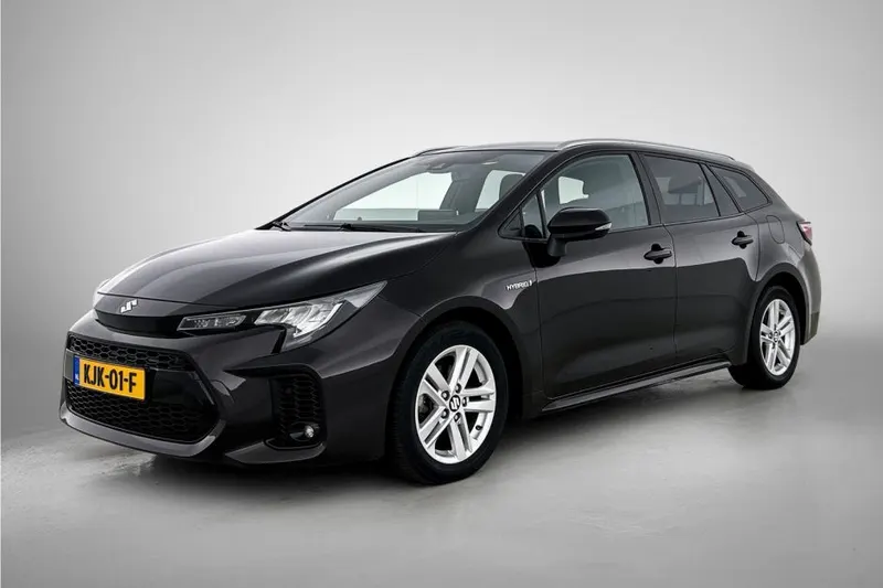 Suzuki Swace (2021)
