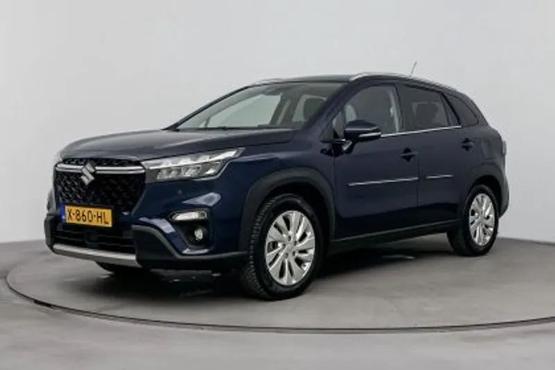 Suzuki S-Cross (2023)