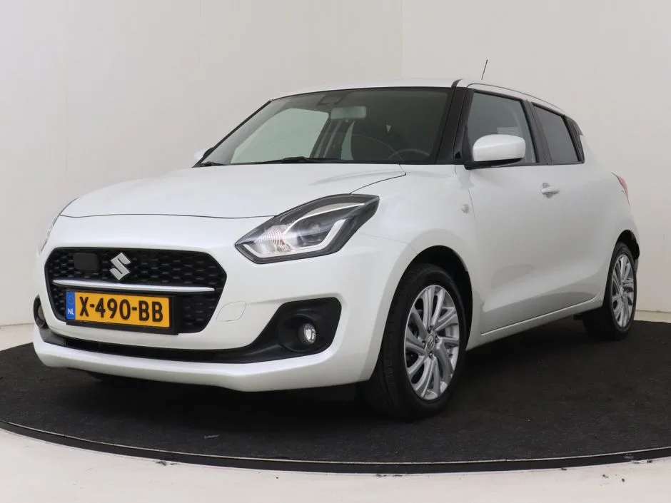 Suzuki Swift (2023) — foto 1