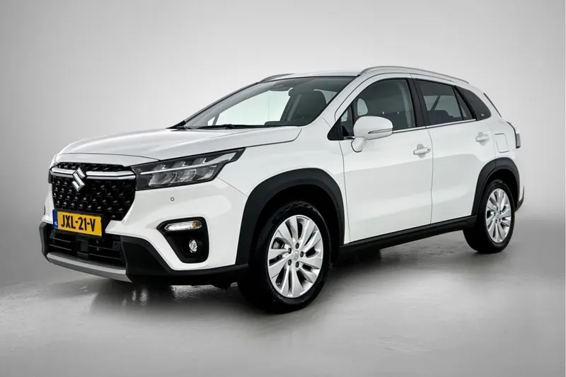 Suzuki S-Cross (2023)