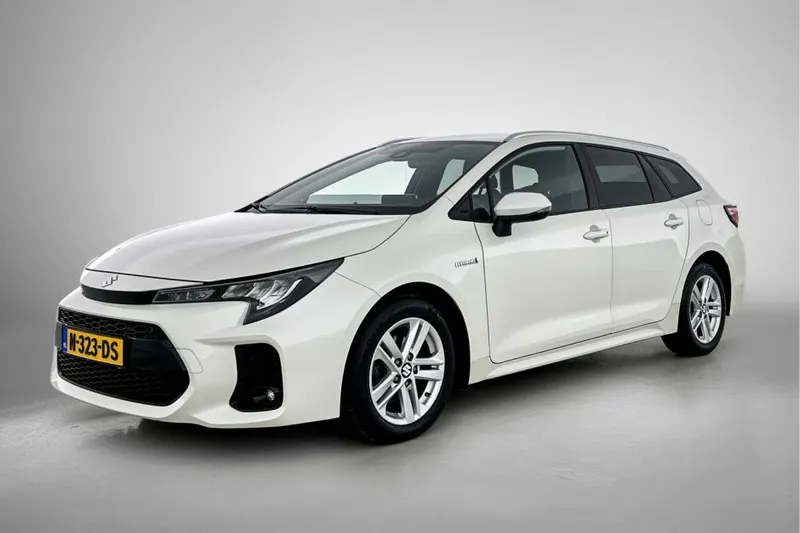 Suzuki Swace (2021)