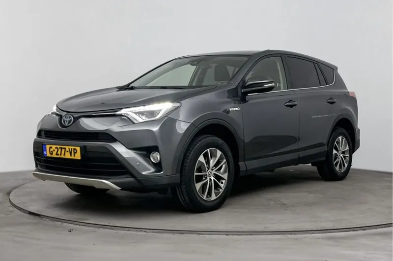 Toyota RAV4 (2016)