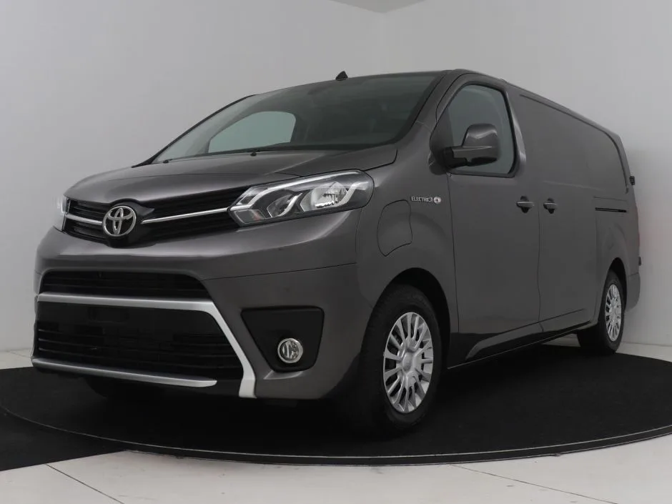 Toyota Proace (2024) — foto 1