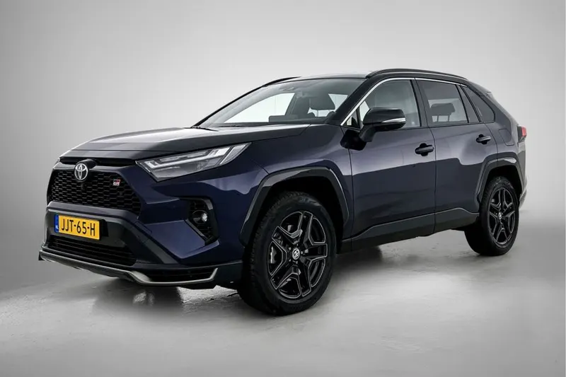 Toyota RAV4 (2025)