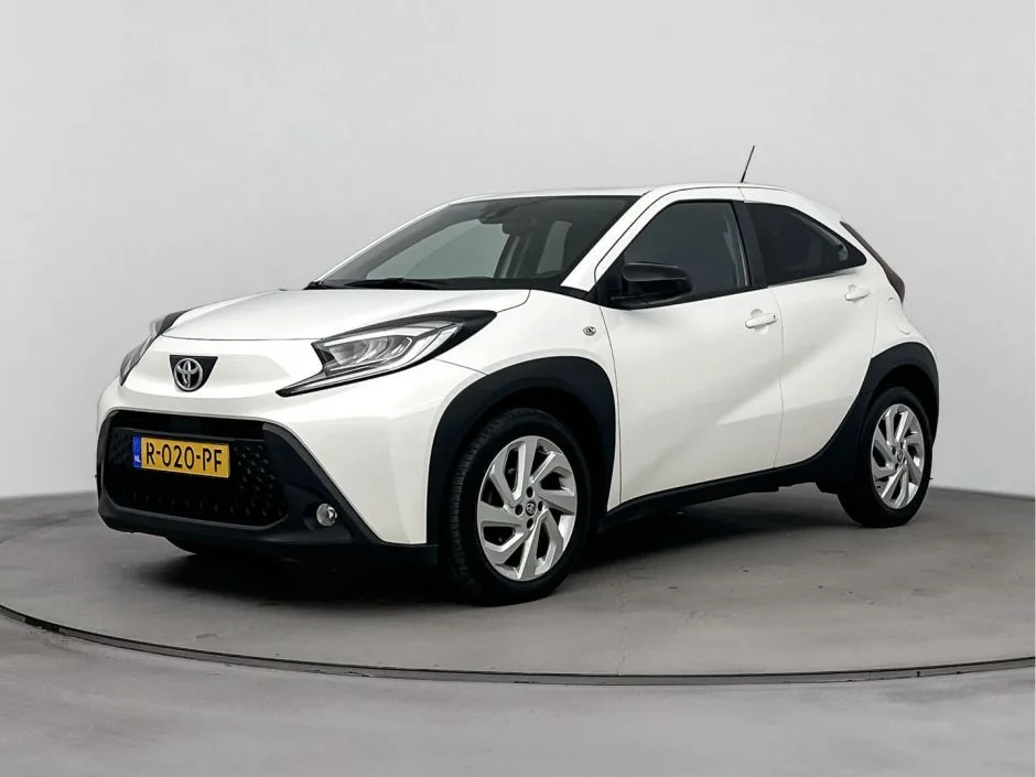 Toyota Aygo (2022) — foto 1