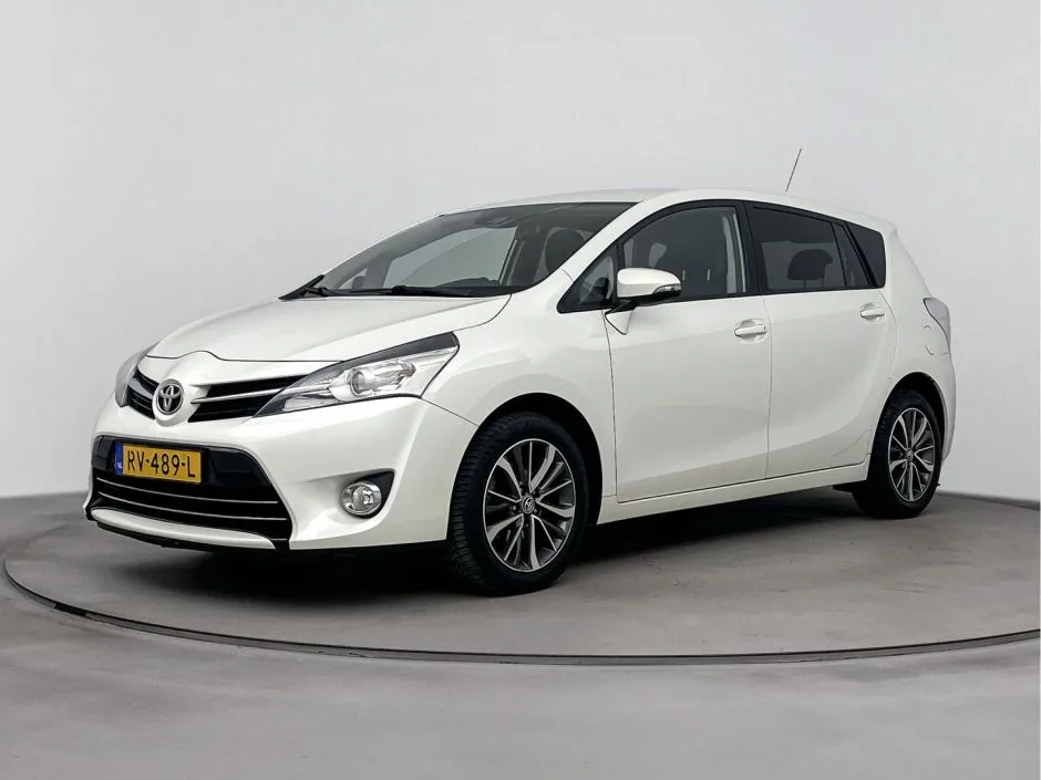 Toyota Verso (2018) — foto 1