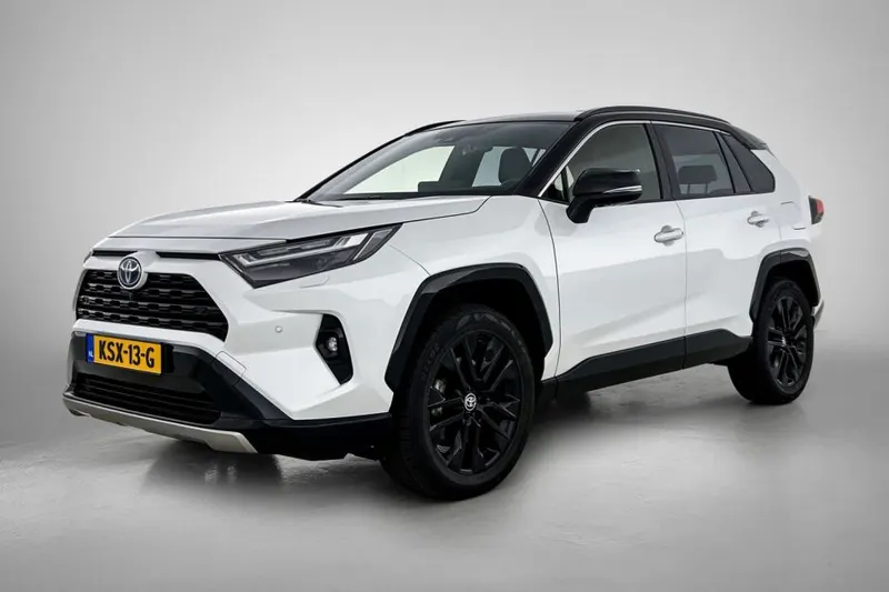 Toyota RAV4 (2024)