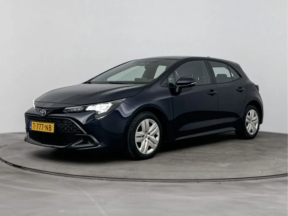 Toyota Corolla (2023) — foto 1