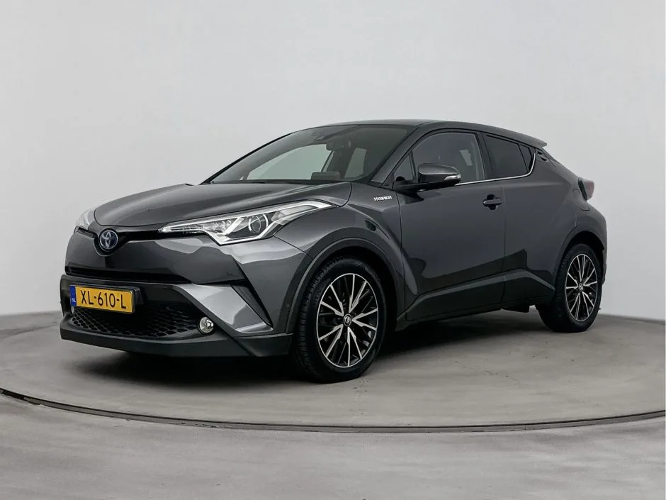 Toyota C-HR (2019) — foto 1