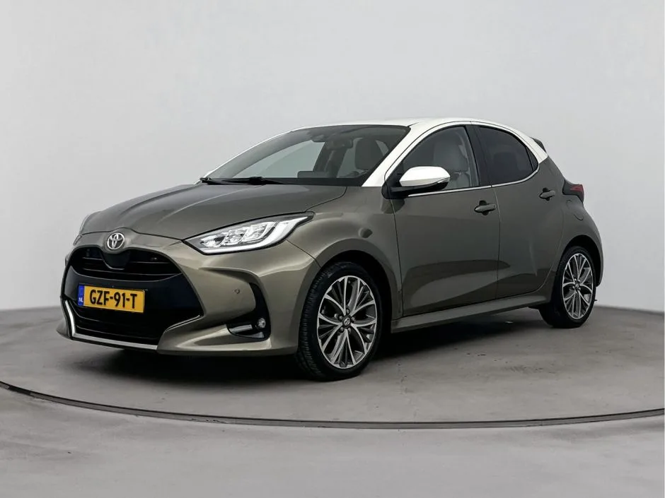 Toyota Yaris (2021) — foto 1