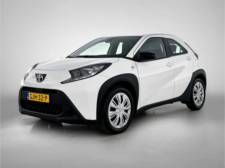 Toyota Aygo (2024) — foto 1