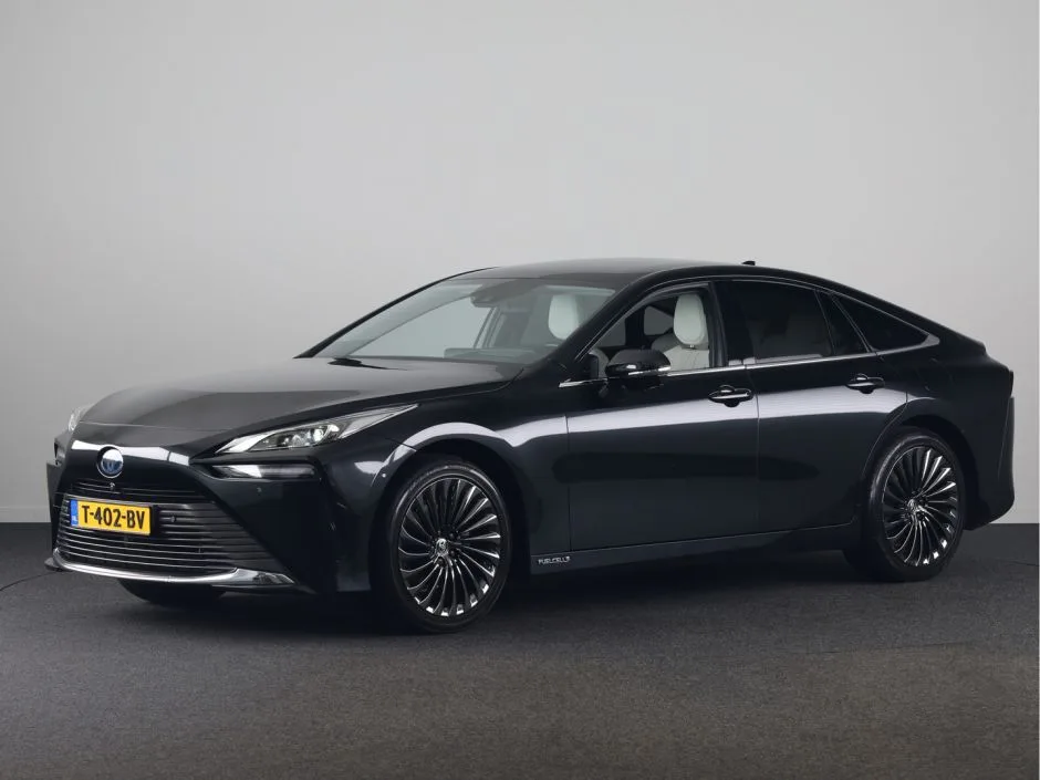 Toyota Mirai (2023) — foto 1