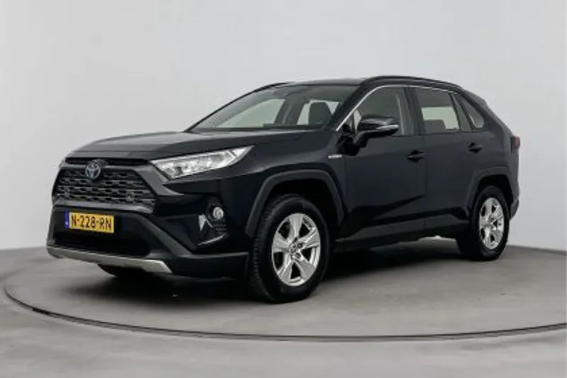 Toyota RAV4 (2021)