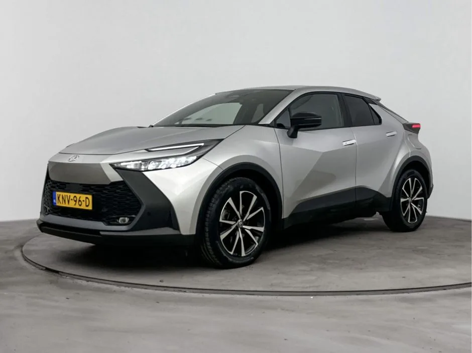 Toyota C-HR (2025) — foto 1