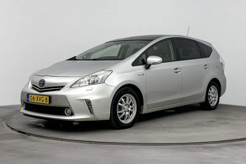 Toyota Prius (2012)