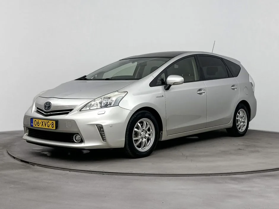Toyota Prius (2012) — foto 1