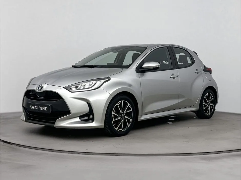 Toyota Yaris (2023) — foto 1