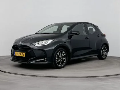 Toyota Yaris (2021) — foto 1