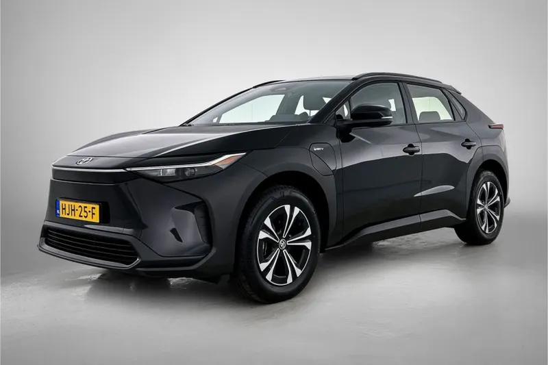 Toyota bZ4X (2025)