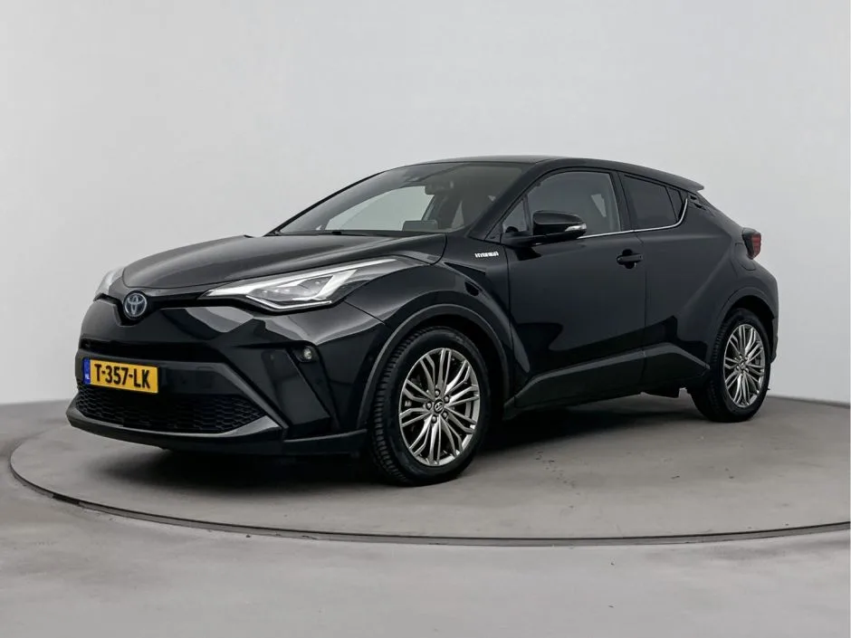 Toyota C-HR (2022) — foto 1