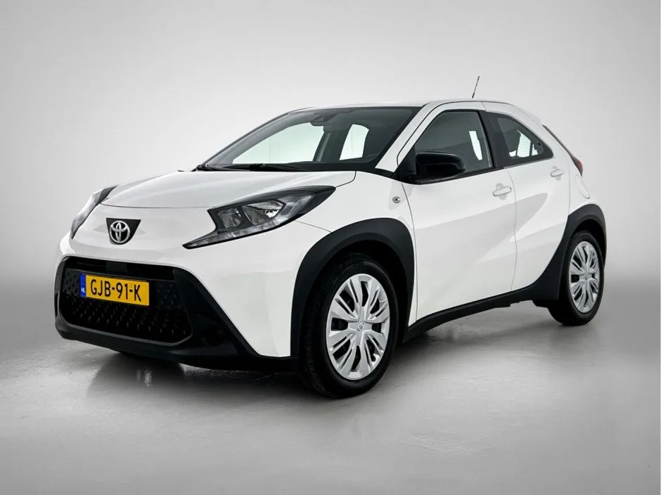 Toyota Aygo (2024) — foto 1