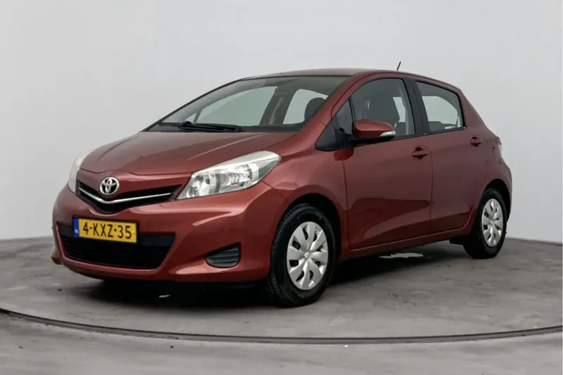 Toyota Yaris (2013)