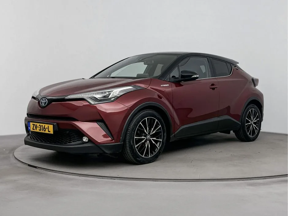 Toyota C-HR (2018) — foto 1