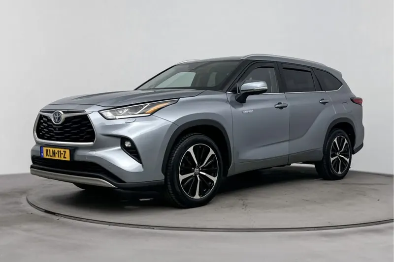 Toyota Highlander (2021)