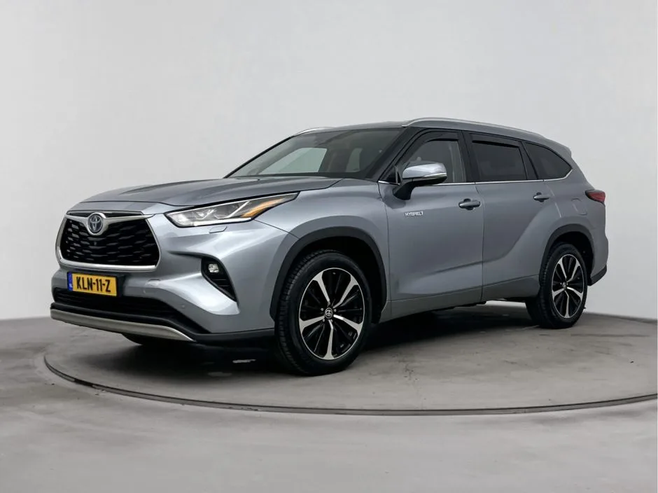 Toyota Highlander (2021) — foto 1