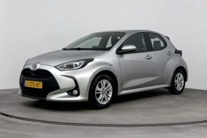 Toyota Yaris (2024)