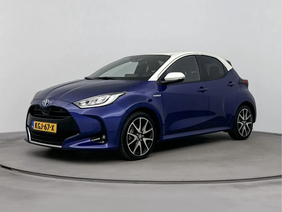 Toyota Yaris (2021) — foto 1
