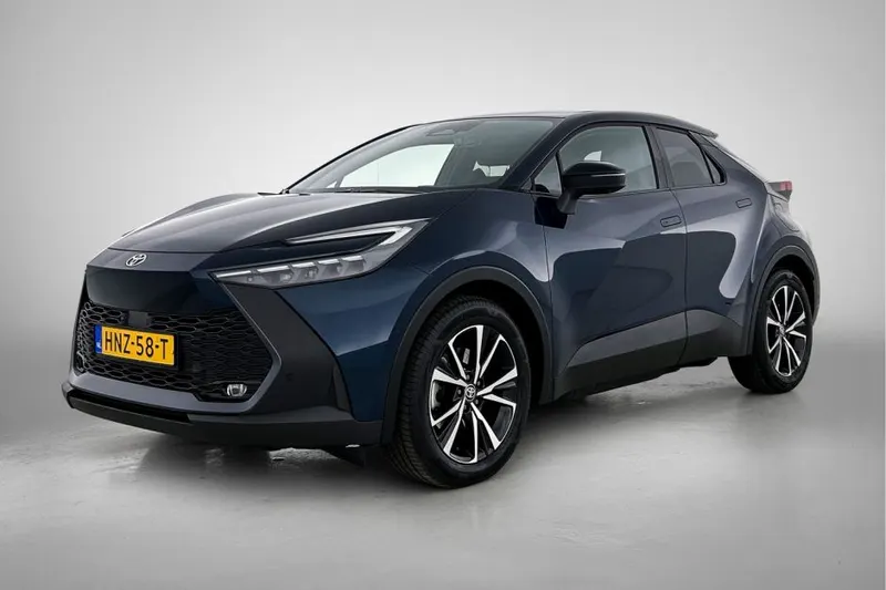 Toyota C-HR (2025)