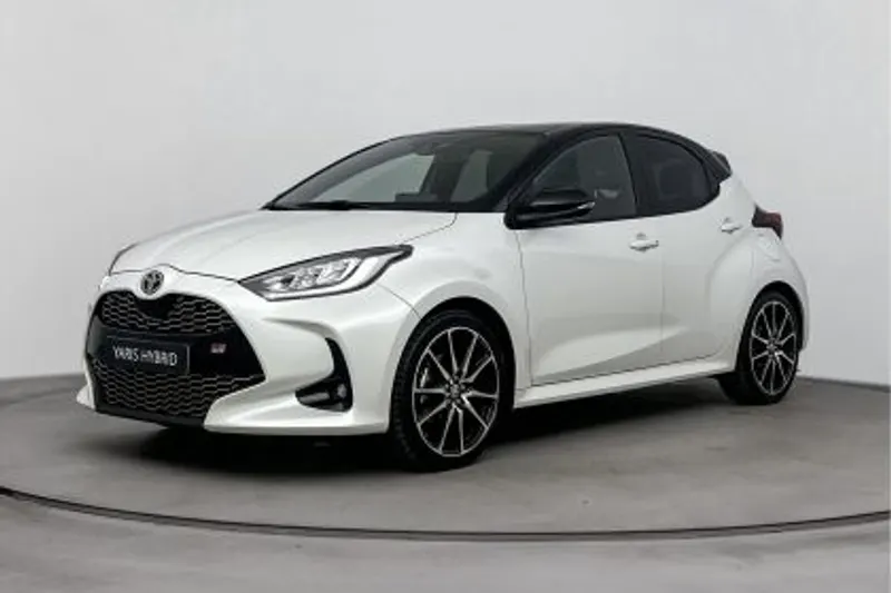 Toyota Yaris (2024)