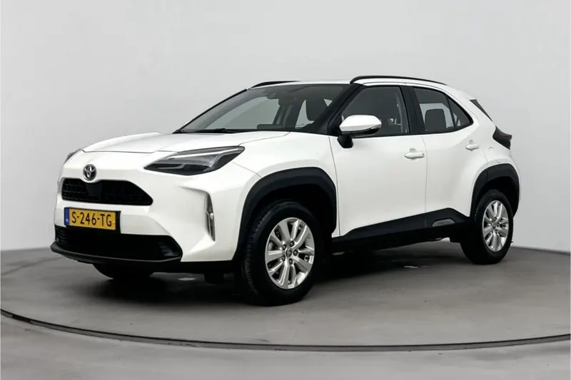Toyota Yaris_Cross (2023)