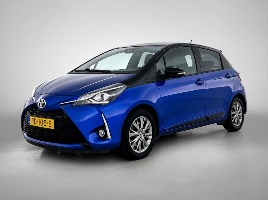 Toyota Yaris (2017) — foto 1