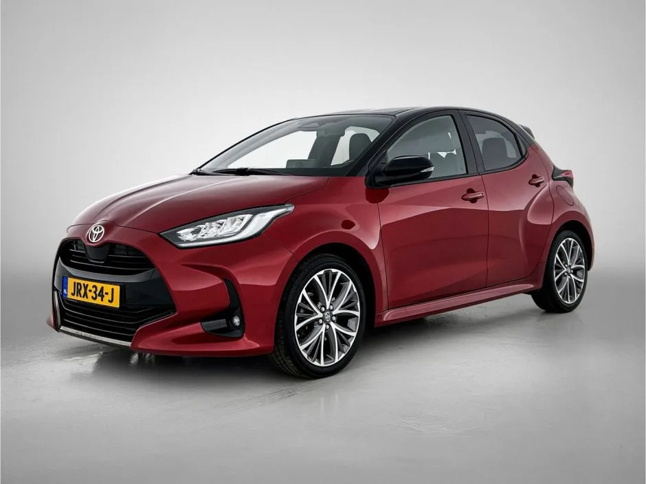 Toyota Yaris (2024) — foto 1