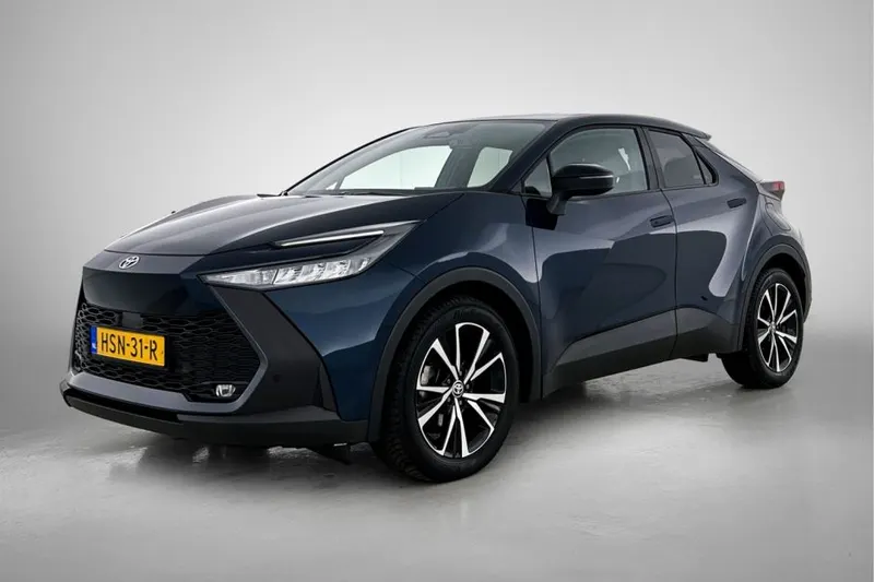 Toyota C-HR (2025)