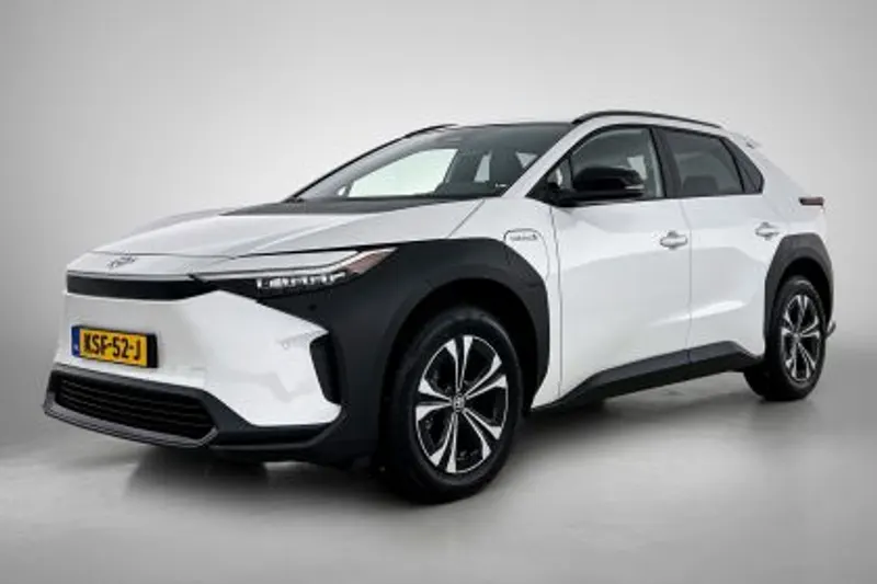 Toyota bZ4X (2023)
