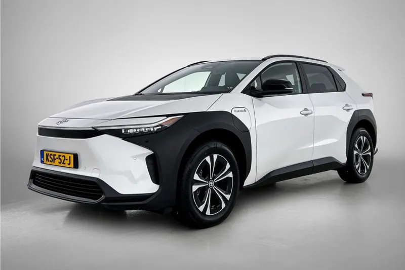 Toyota bZ4X (2023)