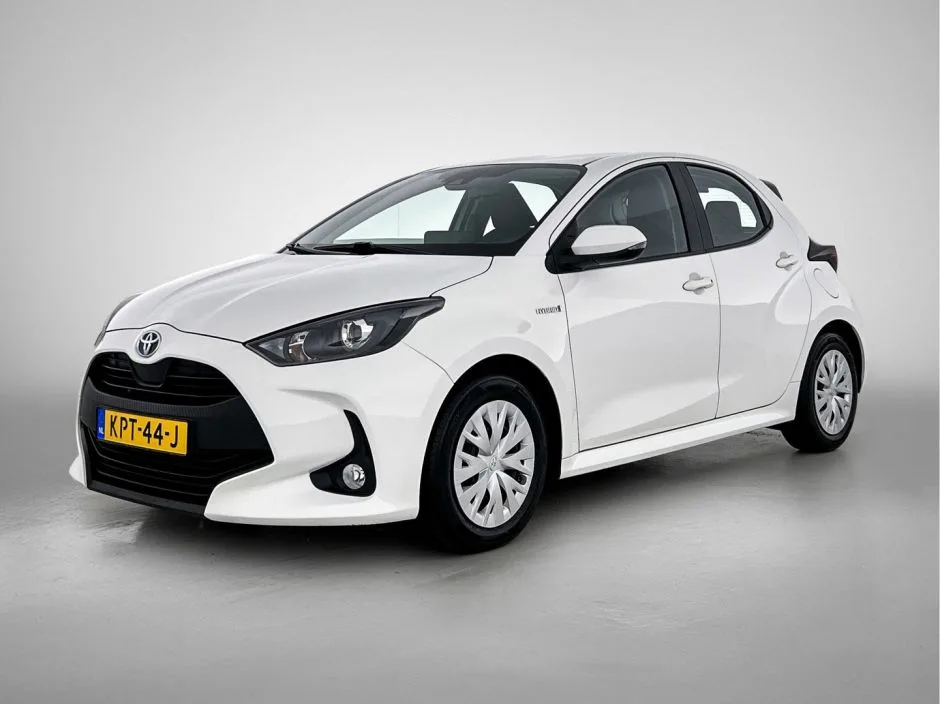 Toyota Yaris (2021) — foto 1