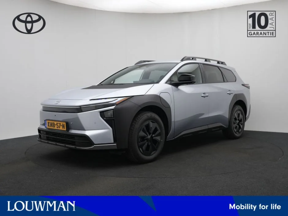 Toyota bZ4X (2026) — foto 1