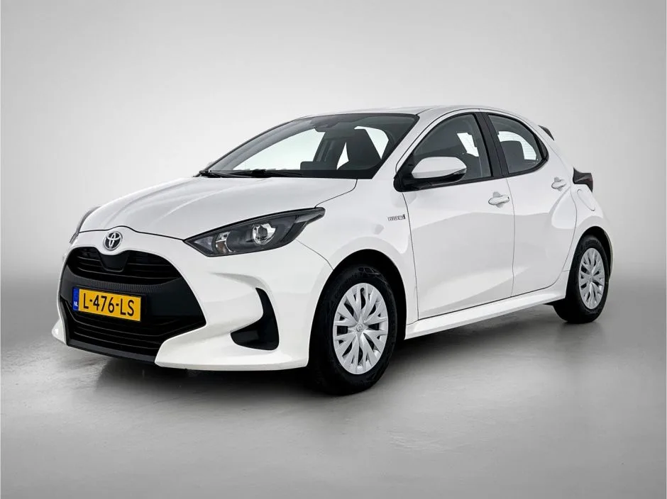 Toyota Yaris (2021) — foto 1