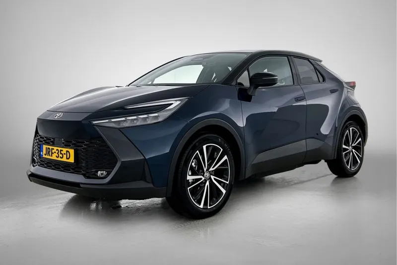 Toyota C-HR (2025)