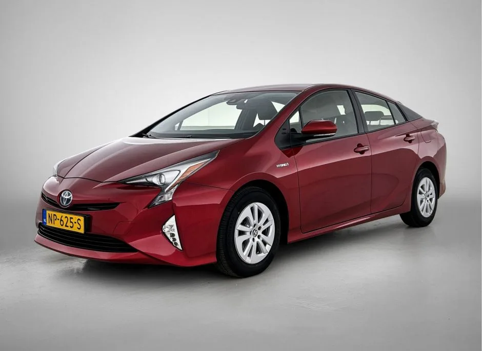 Toyota Prius (2017) — foto 1