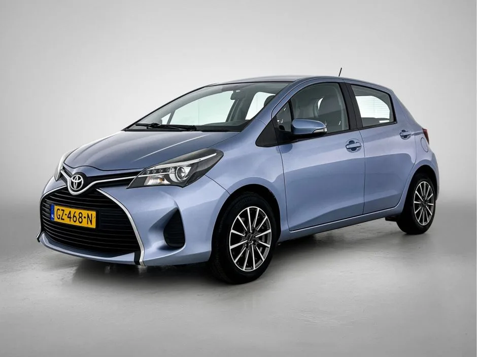 Toyota Yaris (2015) — foto 1
