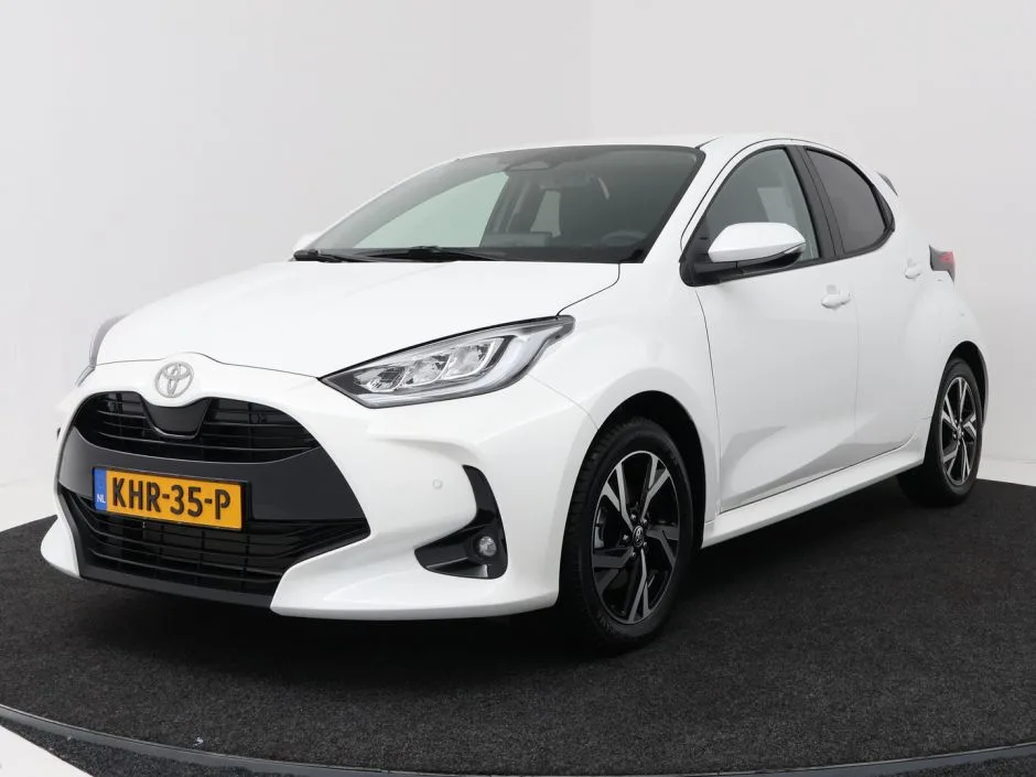 Toyota Yaris (2026) — foto 1