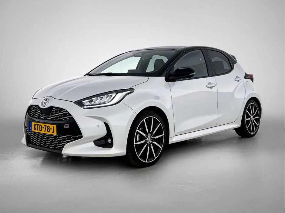 Toyota Yaris (2025) — foto 1