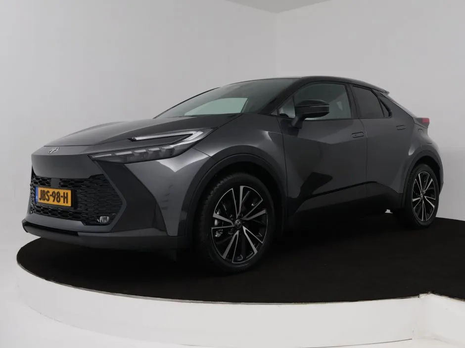 Toyota C-HR (2025) — foto 1
