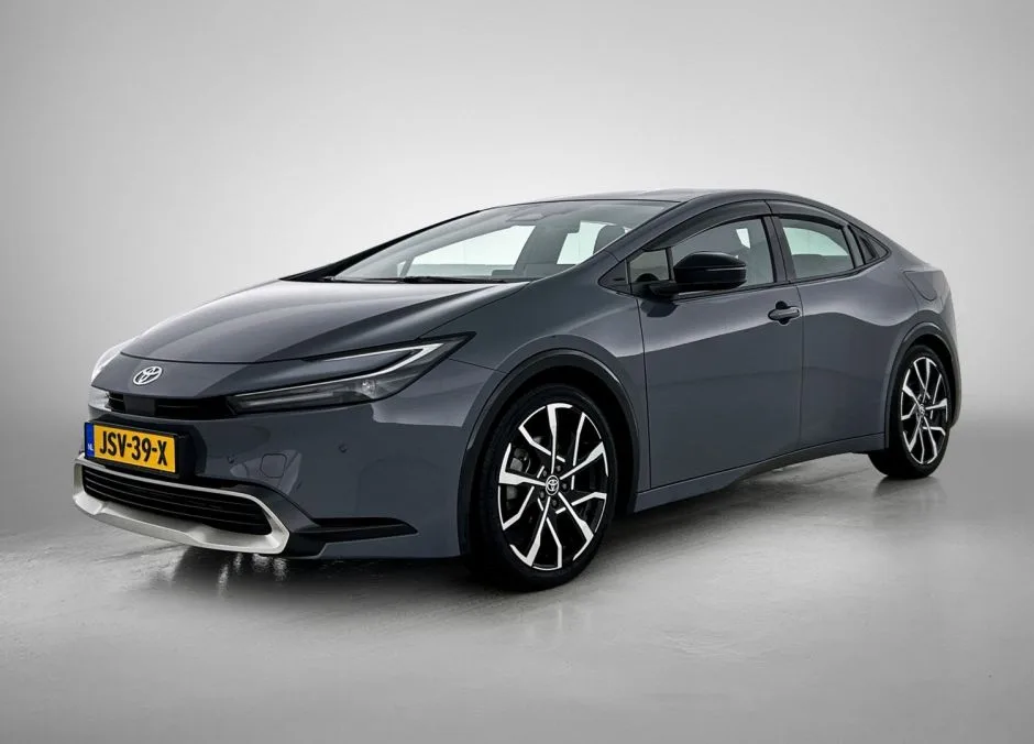 Toyota Prius (2024) — foto 1