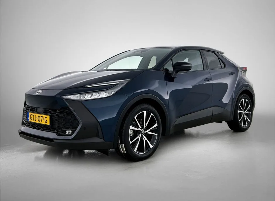 Toyota C-HR (2024) — foto 1